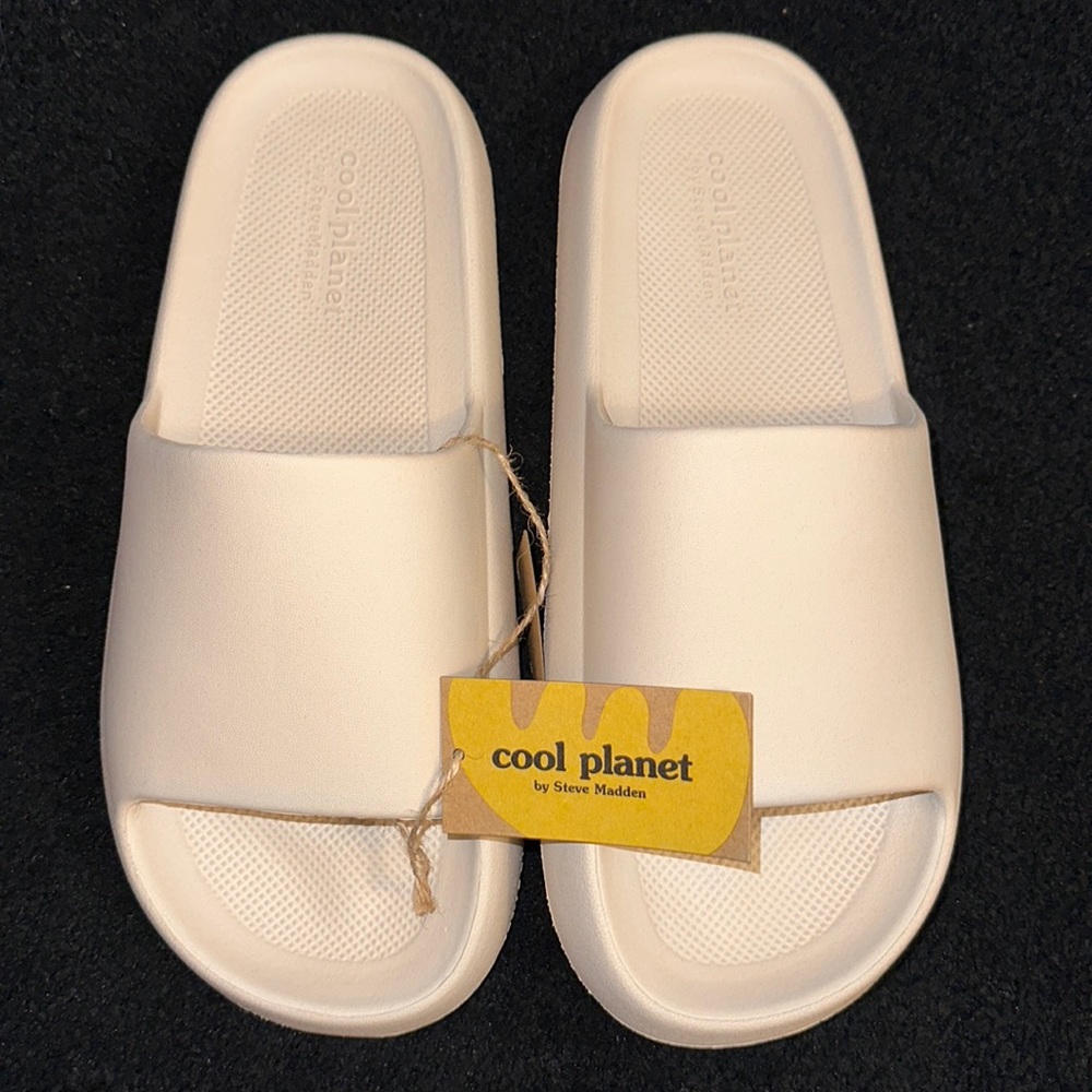COOL PLANET BY STEVE MADDEN